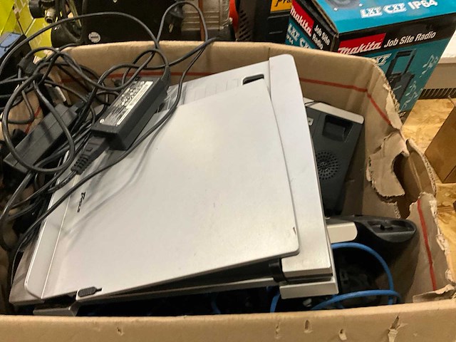 Partij computeronderdelen - afbeelding 6 van  7