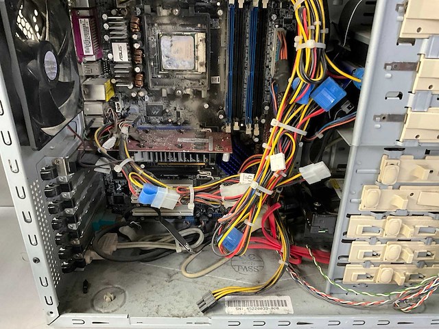 Partij computeronderdelen - afbeelding 4 van  10