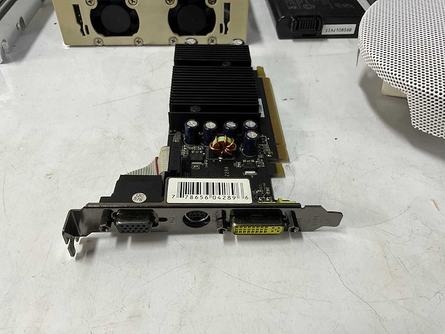 Partij computeronderdelen - afbeelding 7 van  10