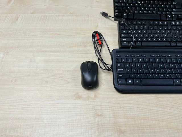 Partij computeronderdelen - afbeelding 2 van  8