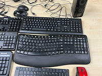 Partij computeronderdelen - afbeelding 7 van  8