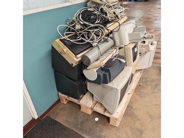 Partij computers - afbeelding 3 van  3