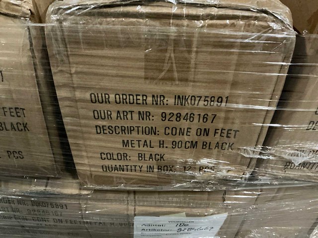 Partij cone on feet metal h90cm black (180x) - afbeelding 3 van  3