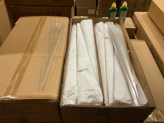 Partij conical tube square (7000x) - afbeelding 1 van  5