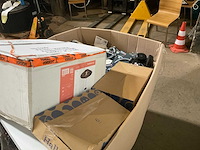 Partij consumentengoederen - afbeelding 8 van  11