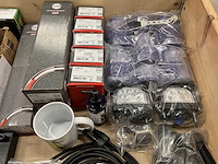 Partij consumentengoederen - afbeelding 14 van  16