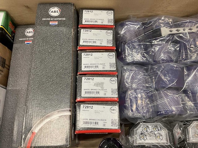 Partij consumentengoederen - afbeelding 15 van  16