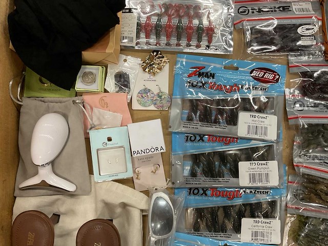 Partij consumentengoederen - afbeelding 11 van  12