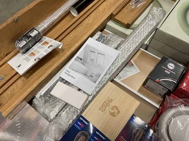 Partij consumentengoederen - afbeelding 9 van  10