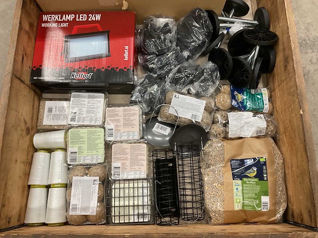 Partij consumentengoederen - afbeelding 2 van  9