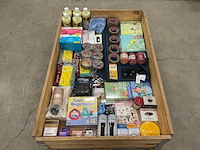 Partij consumentengoederen - afbeelding 1 van  9