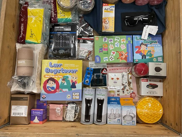 Partij consumentengoederen - afbeelding 2 van  9