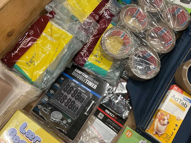 Partij consumentengoederen - afbeelding 7 van  9