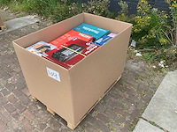 Partij consumentengoederen - afbeelding 1 van  12