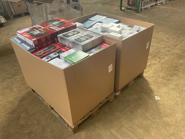 Partij consumentengoederen - afbeelding 10 van  16