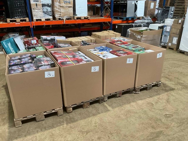 Partij consumentengoederen - afbeelding 12 van  22