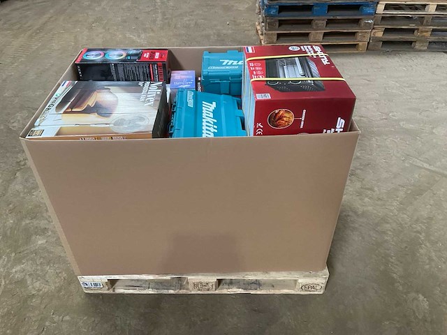 Partij consumentengoederen - afbeelding 9 van  12