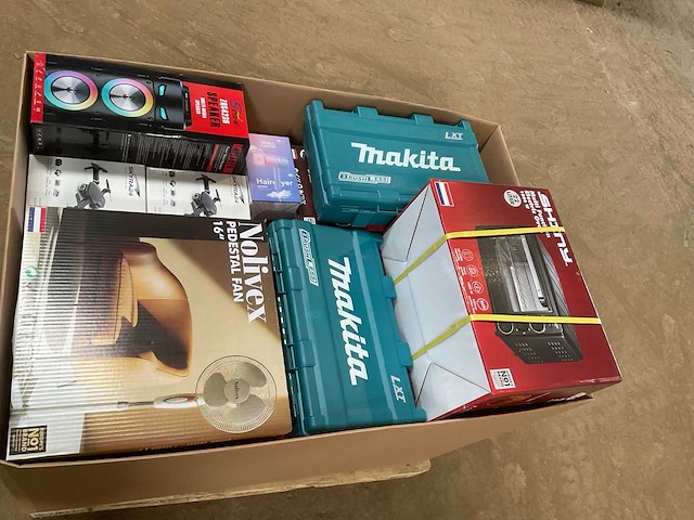Partij consumentengoederen - afbeelding 11 van  12