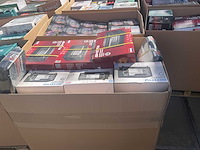 Partij consumentengoederen - afbeelding 10 van  24