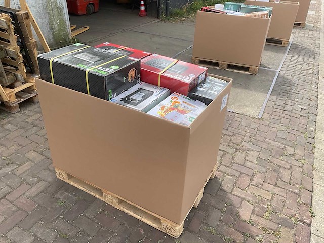 Partij consumentengoederen - afbeelding 9 van  10
