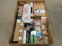 Partij consumentengoederen - afbeelding 1 van  9