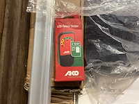 Partij consumentengoederen - afbeelding 10 van  13