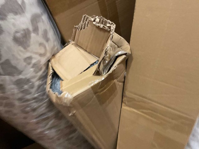 Partij consumentengoederen - afbeelding 7 van  9