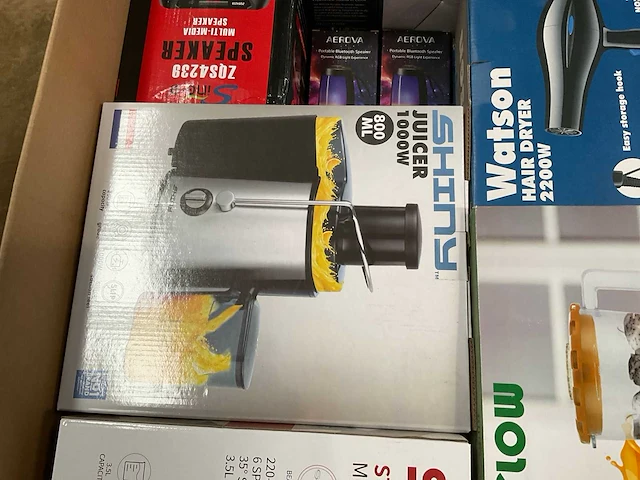 Partij consumentengoederen - afbeelding 3 van  12
