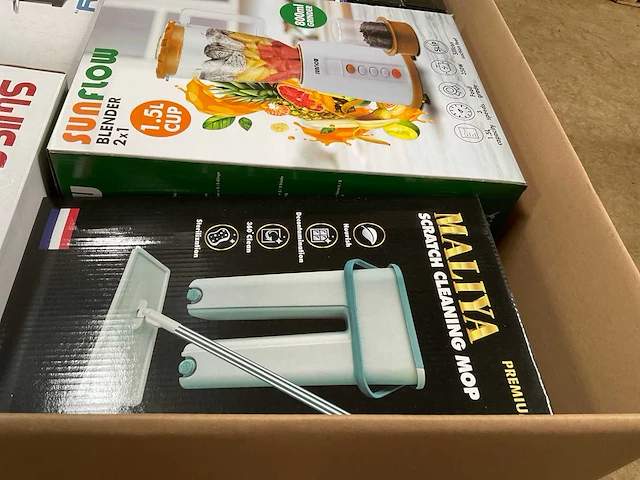 Partij consumentengoederen - afbeelding 8 van  12