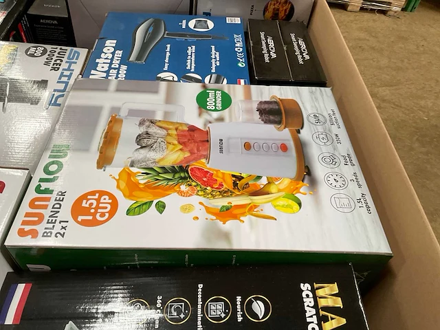 Partij consumentengoederen - afbeelding 9 van  12