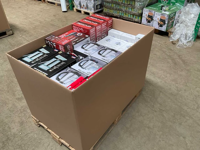 Partij consumentengoederen - afbeelding 3 van  8