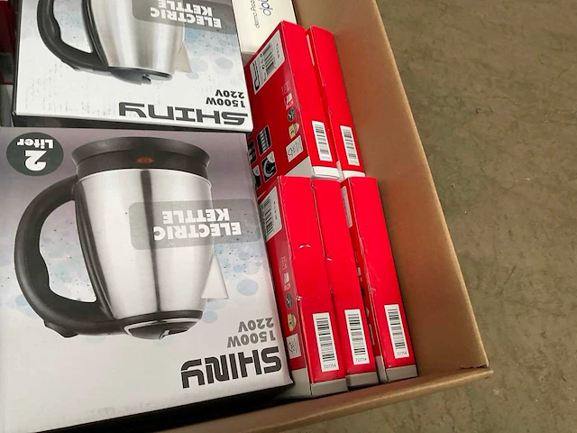 Partij consumentengoederen - afbeelding 7 van  8