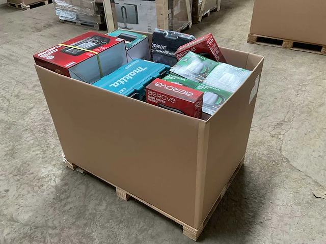 Partij consumentengoederen - afbeelding 1 van  10