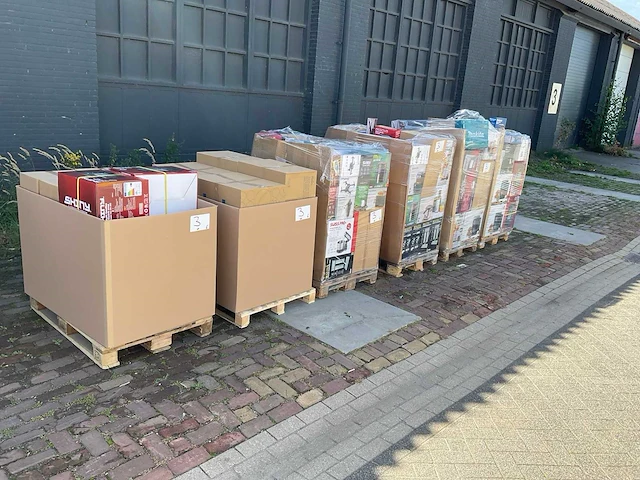 Partij consumentengoederen - afbeelding 23 van  50