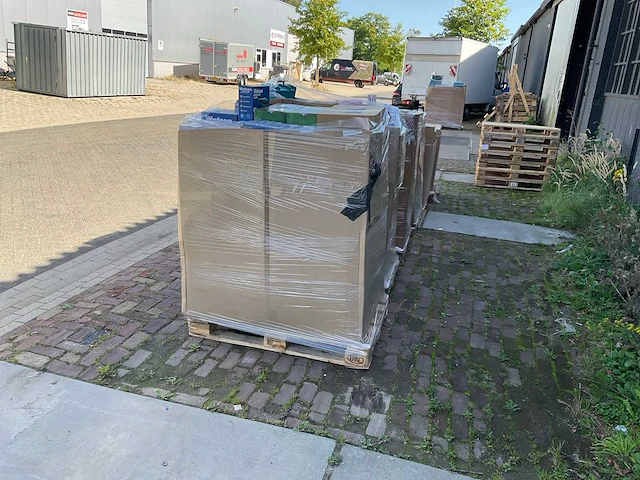 Partij consumentengoederen - afbeelding 45 van  50