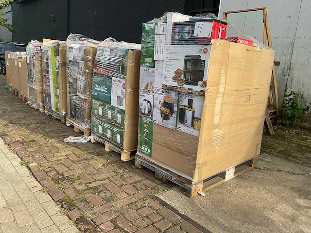 Partij consumentengoederen - afbeelding 1 van  46