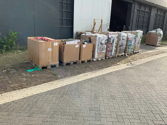 Partij consumentengoederen - afbeelding 34 van  46