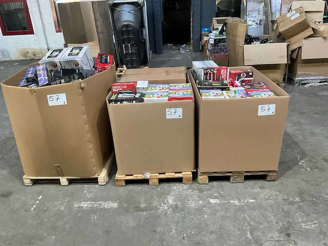 Partij consumentengoederen - afbeelding 12 van  21