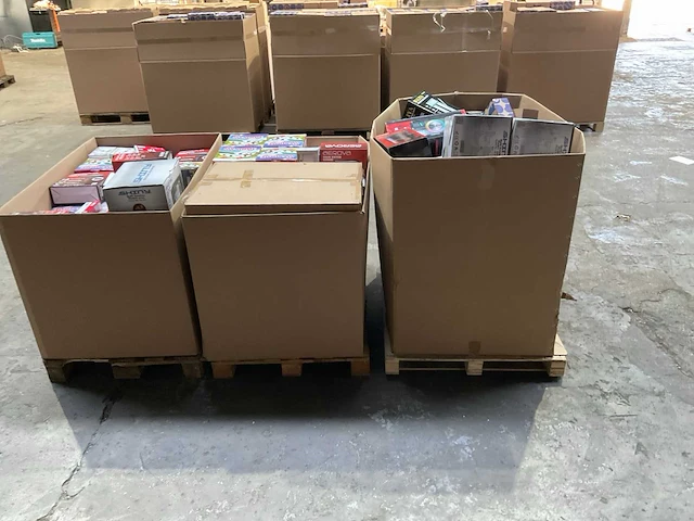 Partij consumentengoederen - afbeelding 18 van  21