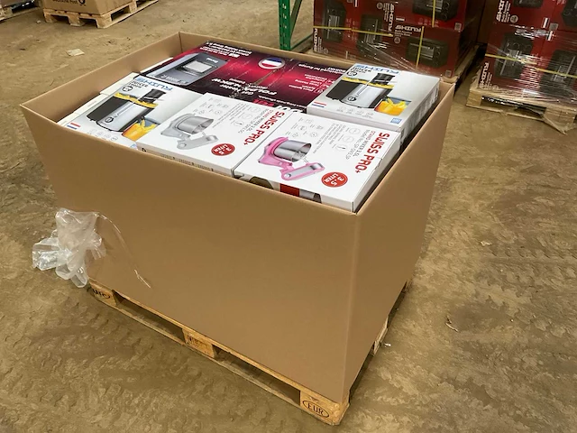 Partij consumentengoederen - afbeelding 1 van  10