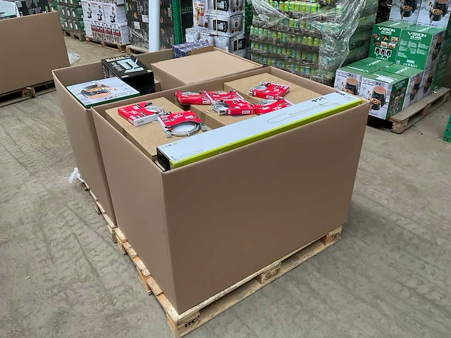Partij consumentengoederen - afbeelding 1 van  10