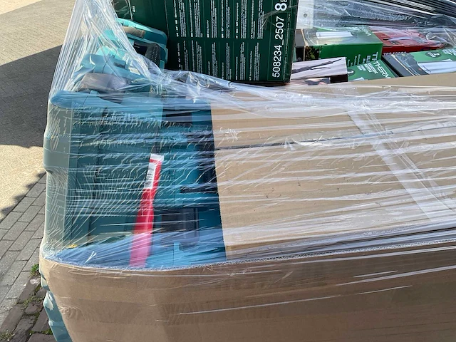 Partij consumentengoederen - afbeelding 14 van  17