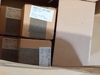 Partij contactdozen en splitpennen - afbeelding 8 van  9