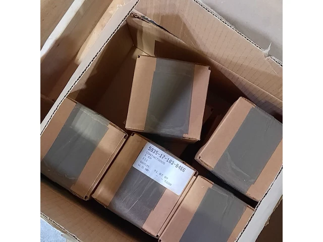 Partij contactdozen en splitpennen - afbeelding 9 van  9