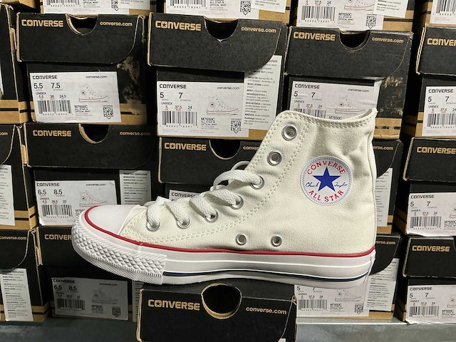 Partij converse all stars schoenen (81x) - afbeelding 2 van  8