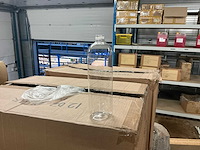 Partij cosmetica potjes, doppen, tuitdoppen en flessen - afbeelding 6 van  9