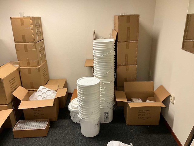 Partij cosmetica verpakkingen - afbeelding 7 van  11