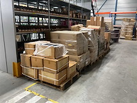 Partij cosmetica verpakkingen - afbeelding 7 van  8