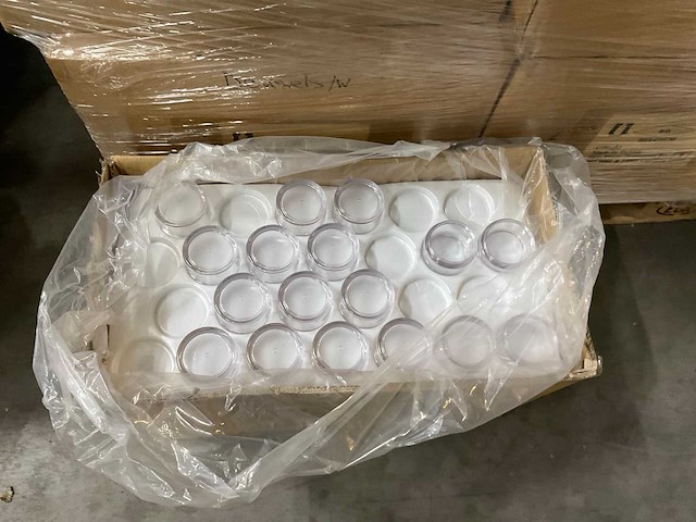 Partij cosmetica verpakkingen - afbeelding 12 van  26