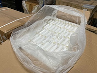 Partij cosmetica verpakkingen - afbeelding 22 van  26